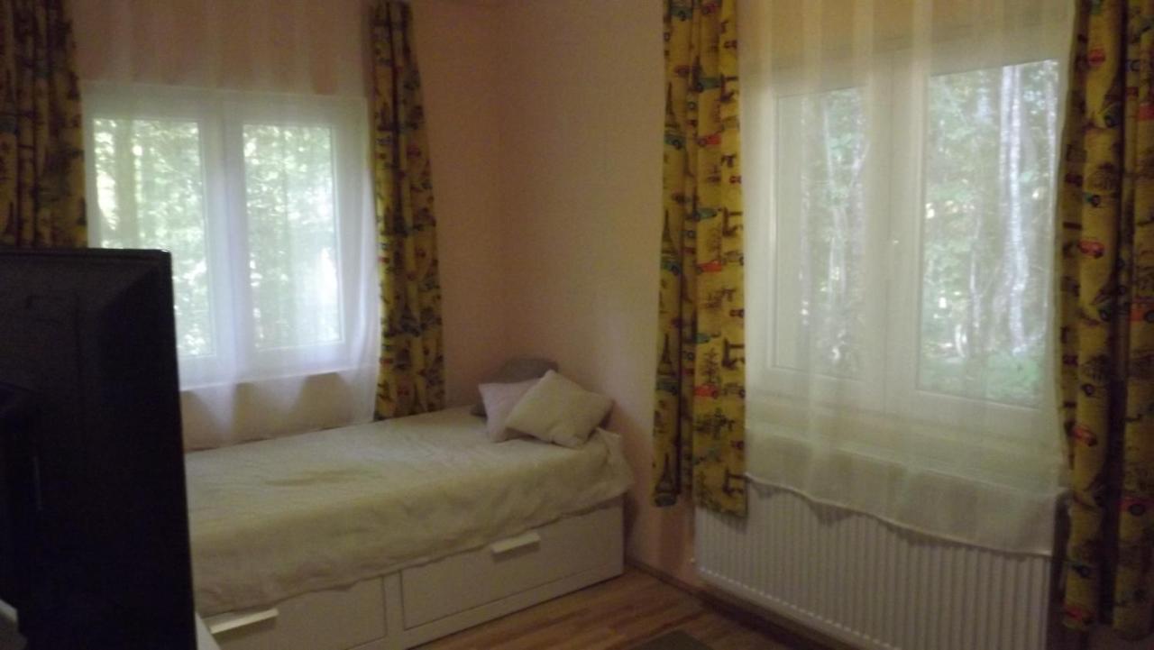 Casa De Oaspeti Boga Pietroasa  Extérieur photo